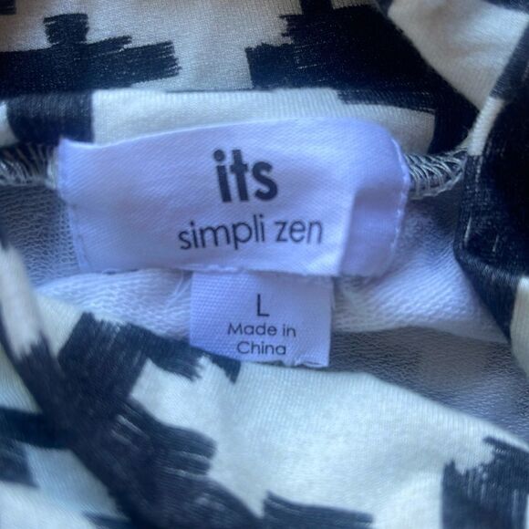 Its Simpli Zen turtleneck cream/Black super Soft Like New PTP 20’L25’ L - Picture 3 of 7